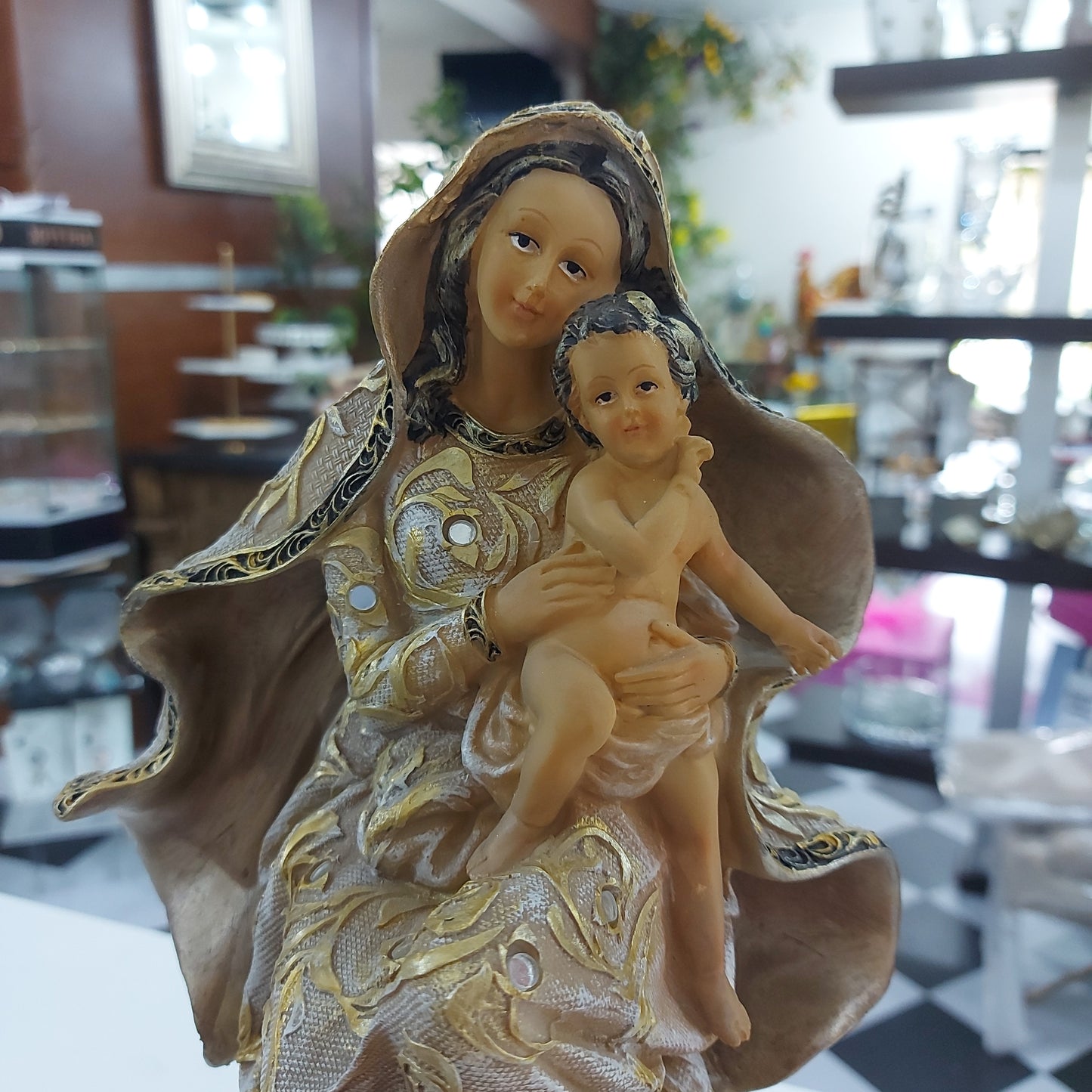 Virgen Madona