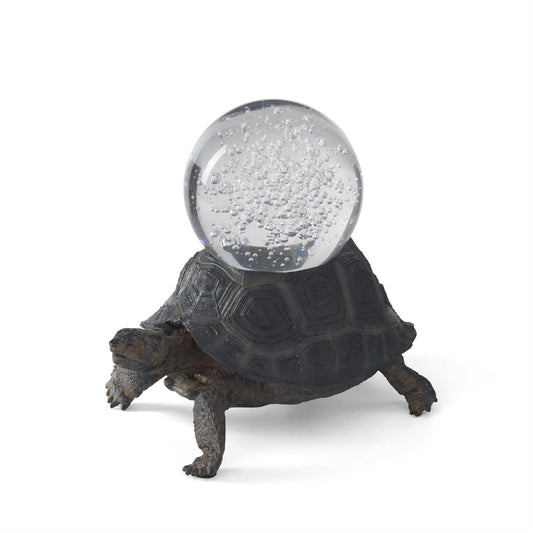 Tortuga con Esfera de Cristal