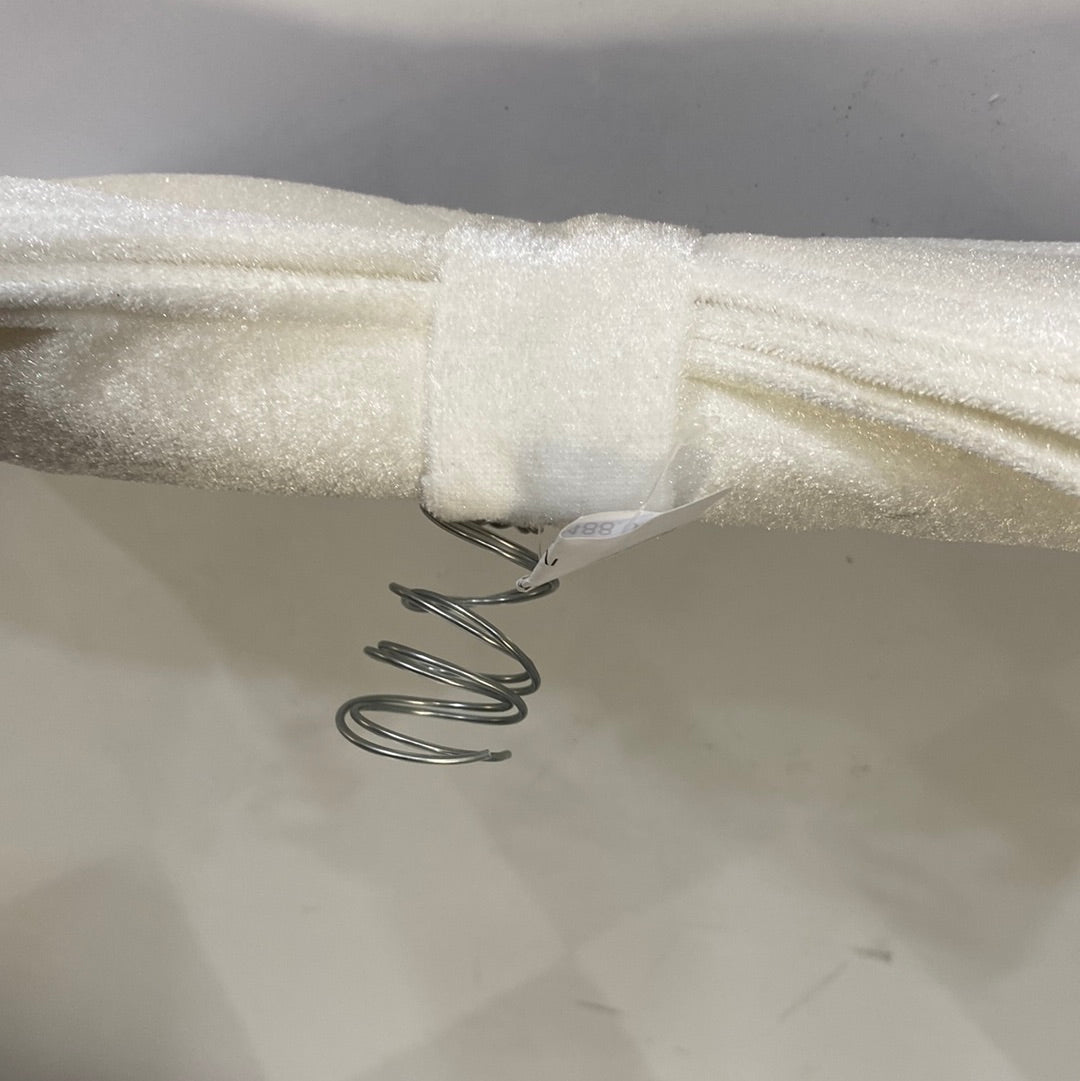 Moño Ivory 16"