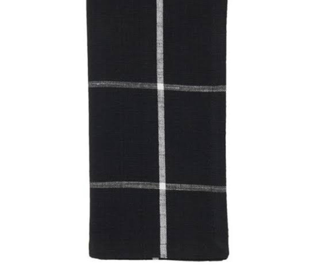 Servilleta Negra con Líneas