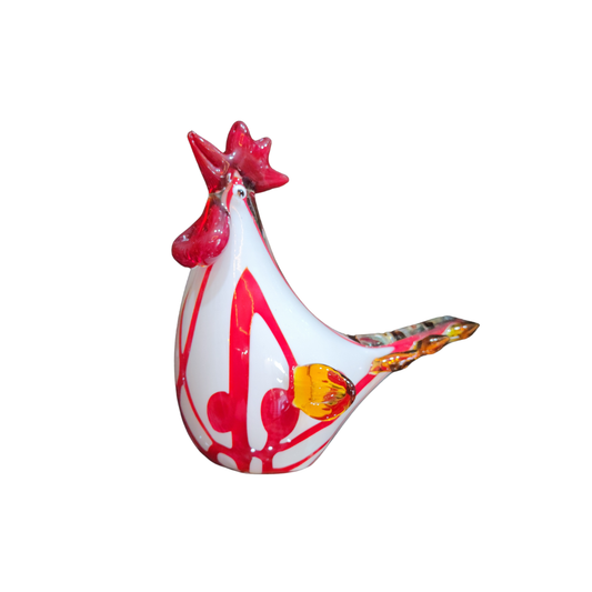 Gallo de cola larga con plumas café