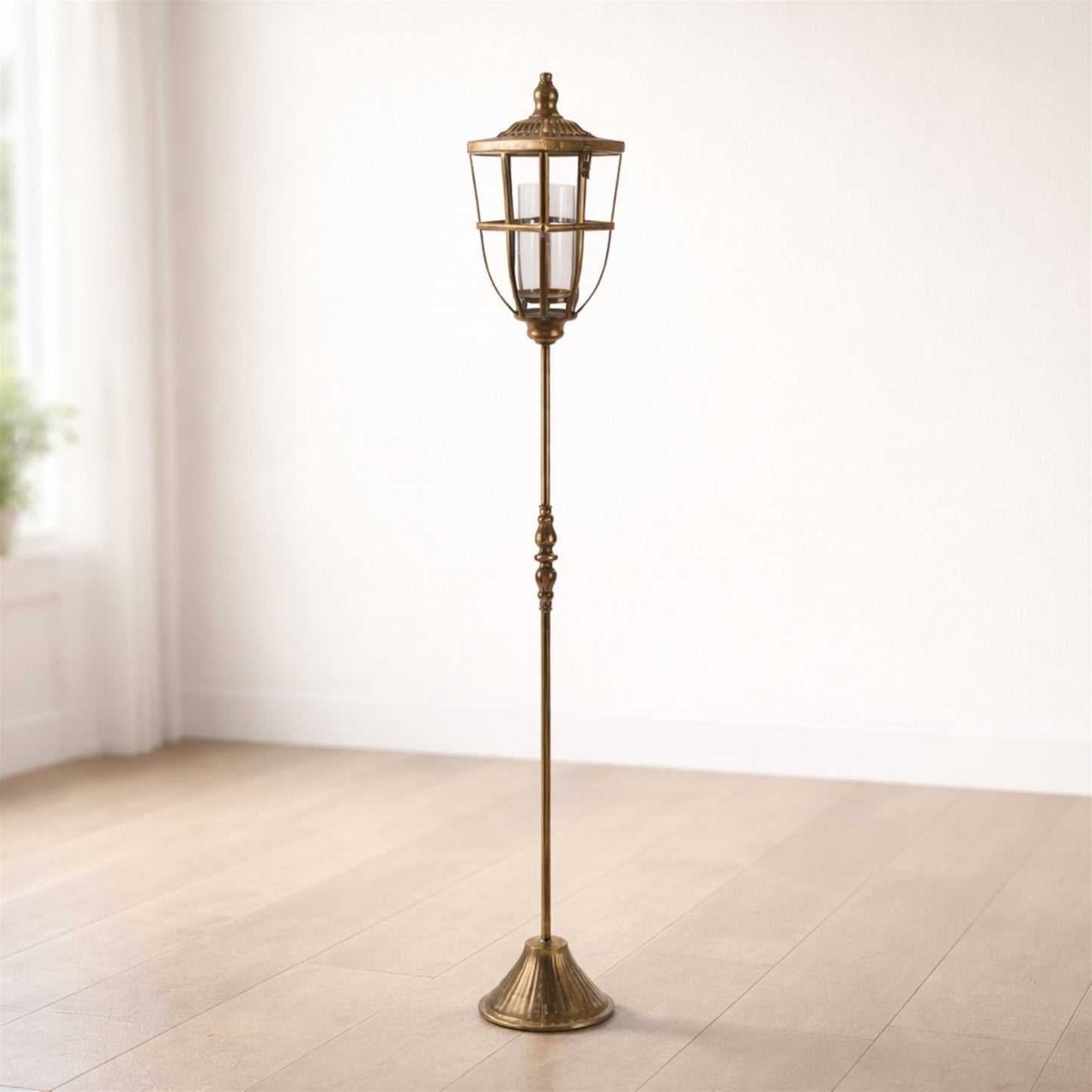 Farol en Pedestal 48"